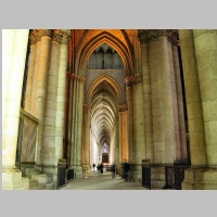 N-Seitenschiff,  Photo by Alastair ROSS on pbase com.jpg